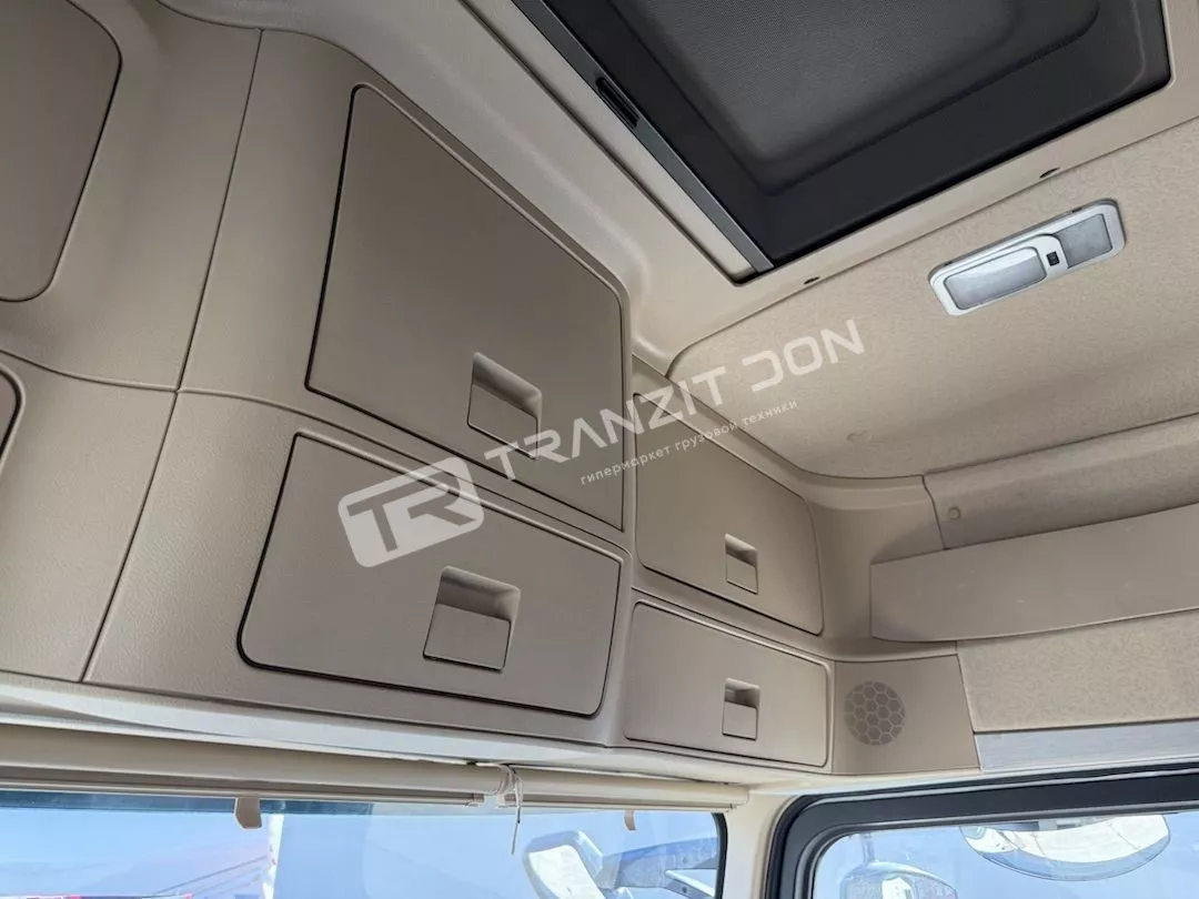 Седельный тягач BУШИУТ 1848 Арт: 4621