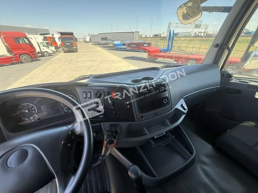 Седельный тягач Камаз 5490 Арт: 0085